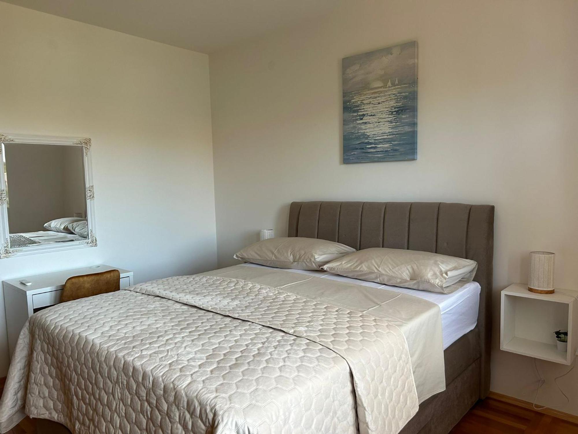 Apartman Marita Jezera Ngoại thất bức ảnh