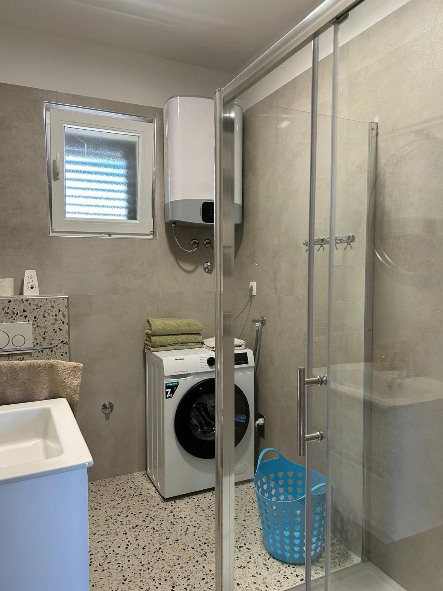 Apartman Marita Jezera Ngoại thất bức ảnh